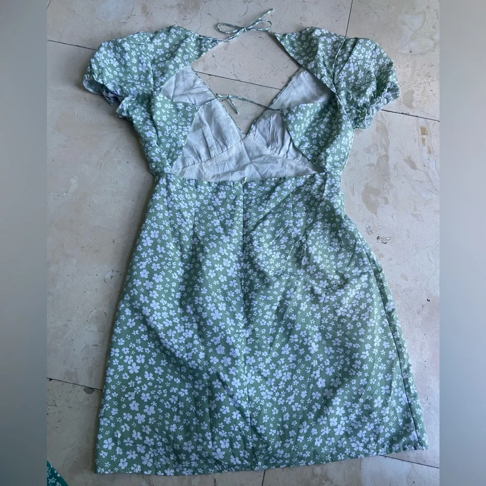 PRINCESS POLLY DRESS - Picture 2 of 2
